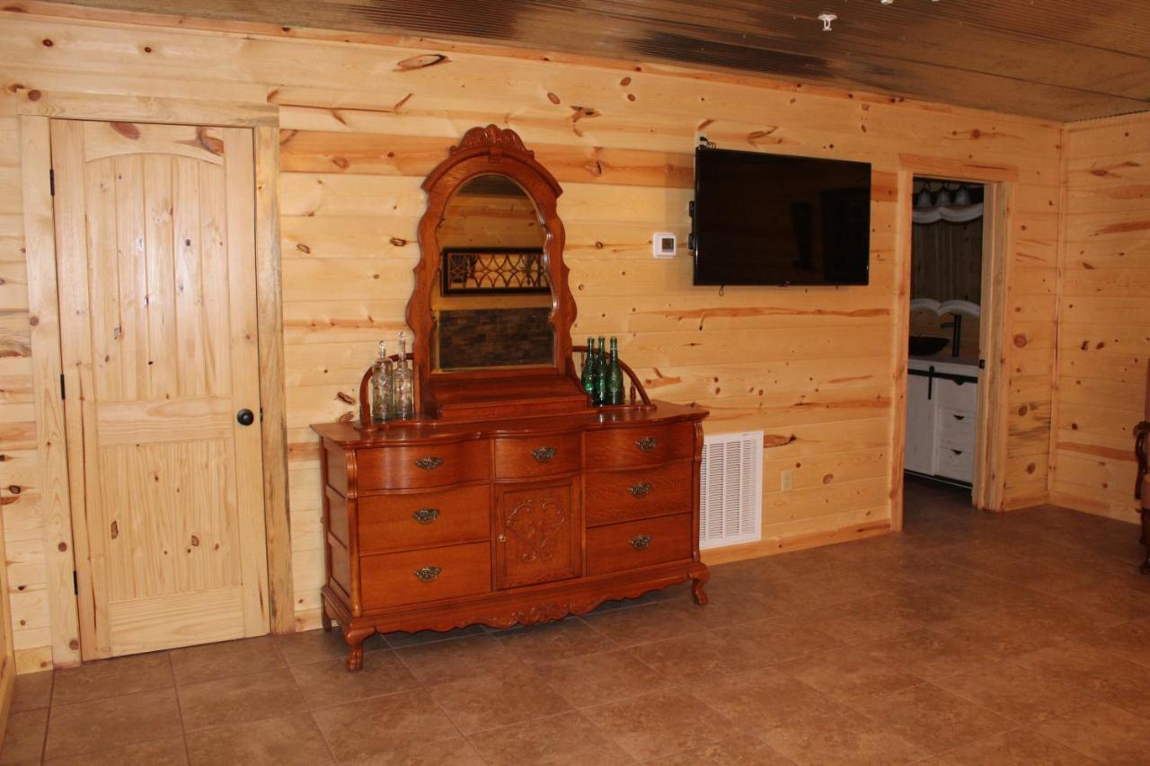 Samantha's Timber Inn Murfreesboro Bagian luar foto